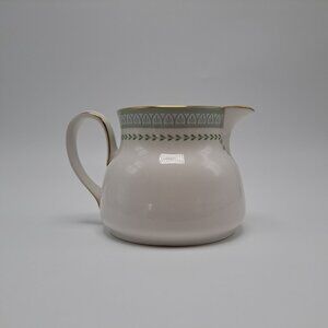 ROYAL DOULTON Berkshire Creamer